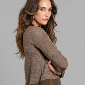 Sweater Montmartre color caramelo de Akinolaude